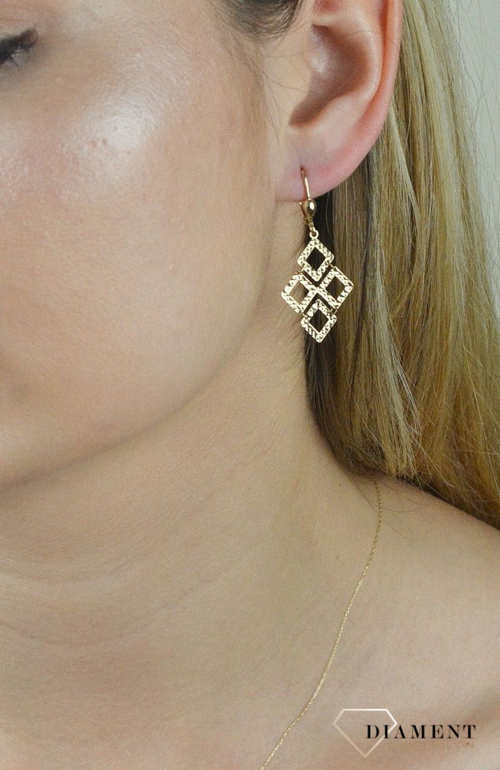 Złote kolczyki 333 wiszące romby KL 11225 333.jpg